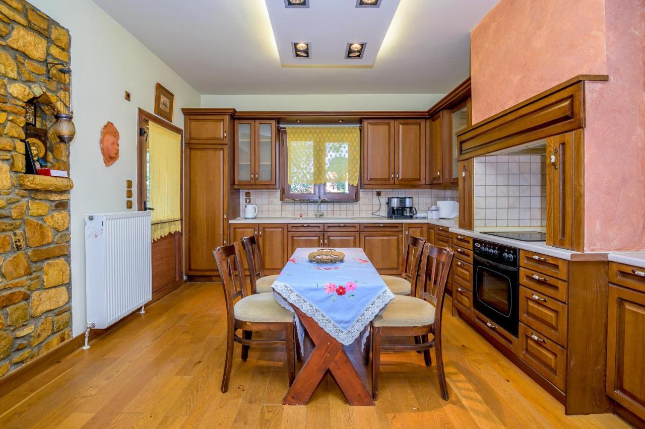 Luxurious Villa With Gorgeous View And Bbq Александруполис Екстериор снимка